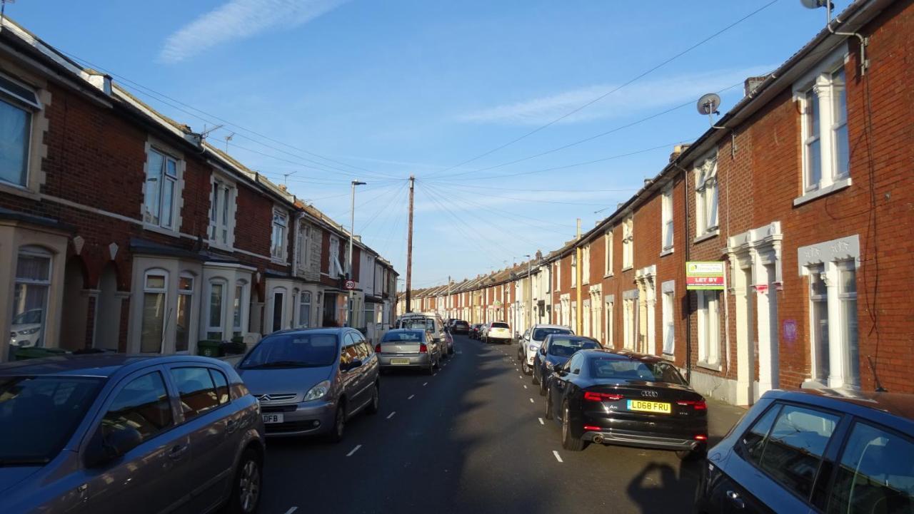 Radanks House - Fratton Daire Portsmouth Dış mekan fotoğraf